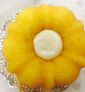 lemon bundt cake with lemon cream cheese frosting